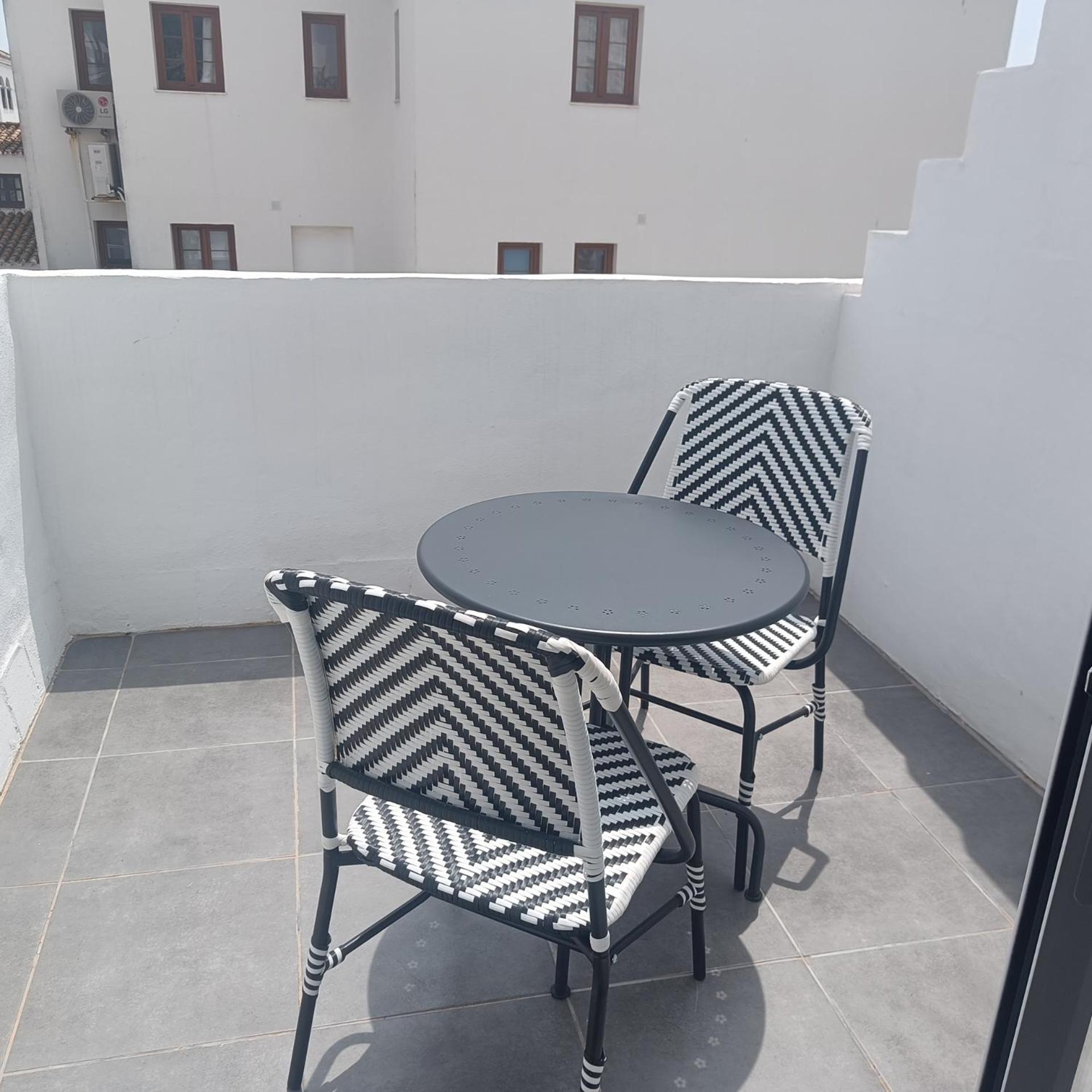 Duquesa Harbour Club Aparthotel Manilva Exterior photo